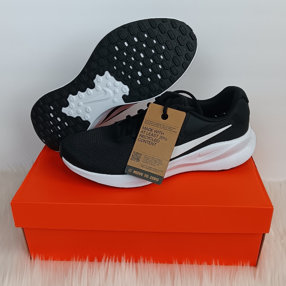 New Nike Men's Revolution 7 Shoes Sneakers Black/White FB2207 001 Sz 9, 9.5